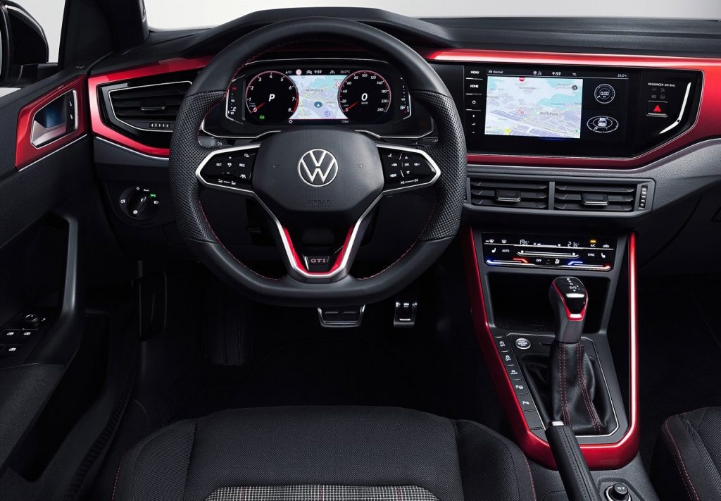 Volkswagen-Polo_GTI-2021_interni