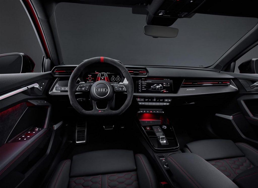 nuova Audi RS 3 interni