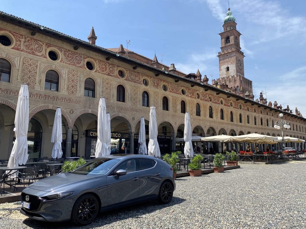 nuova Mazda 3 e-SkyActive X prezzo