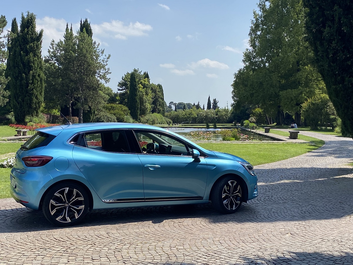 nuova Renualt Clio E-Tech full hybrid