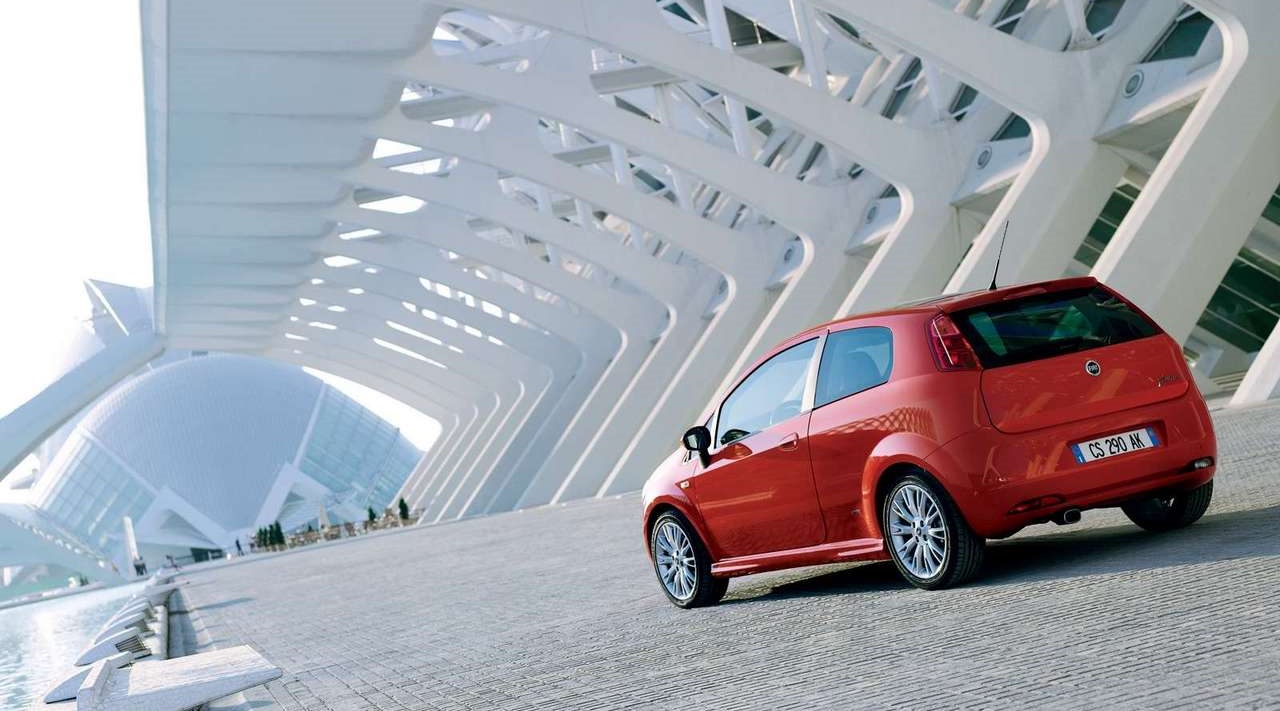 Fiat Punto elettrica nel 2023
