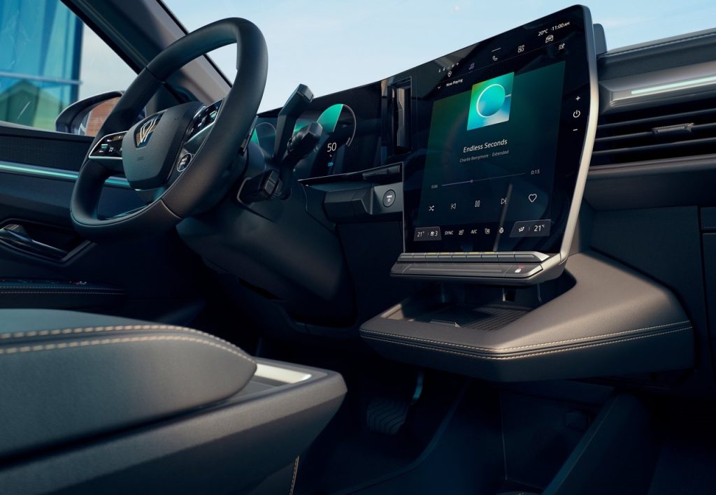 Renault-Megane-E-Tech-2022-infotainment