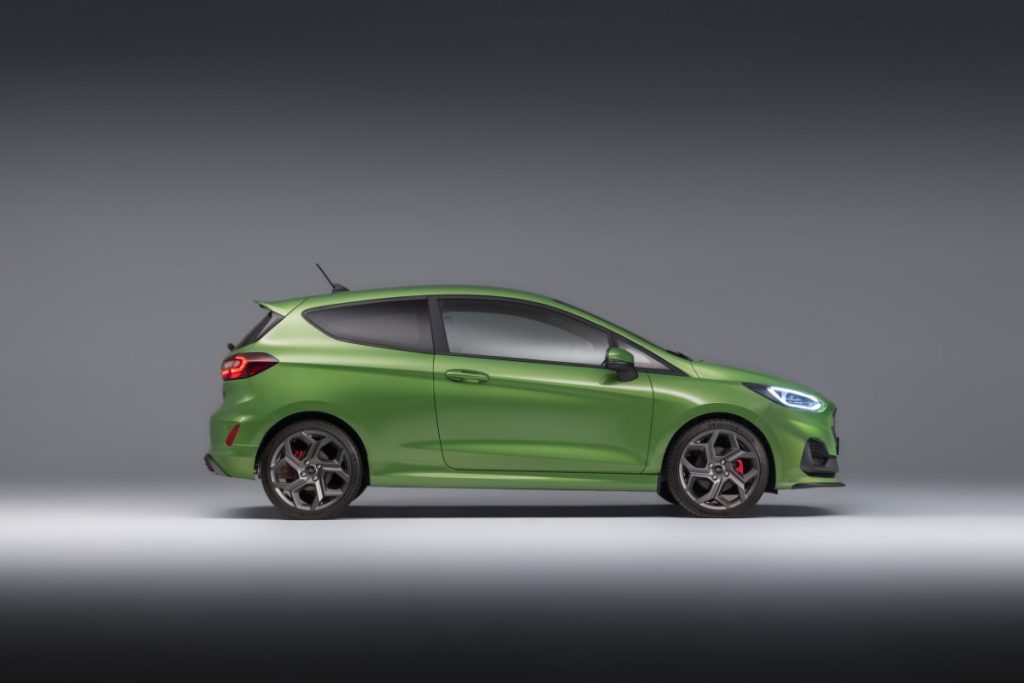 nuova Ford Fiesta ST 2022 profilo