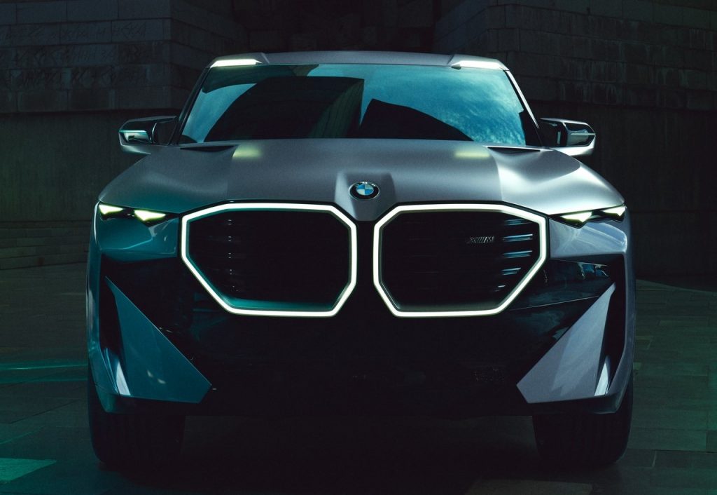 BMW-XM_Concept-2021-frontale