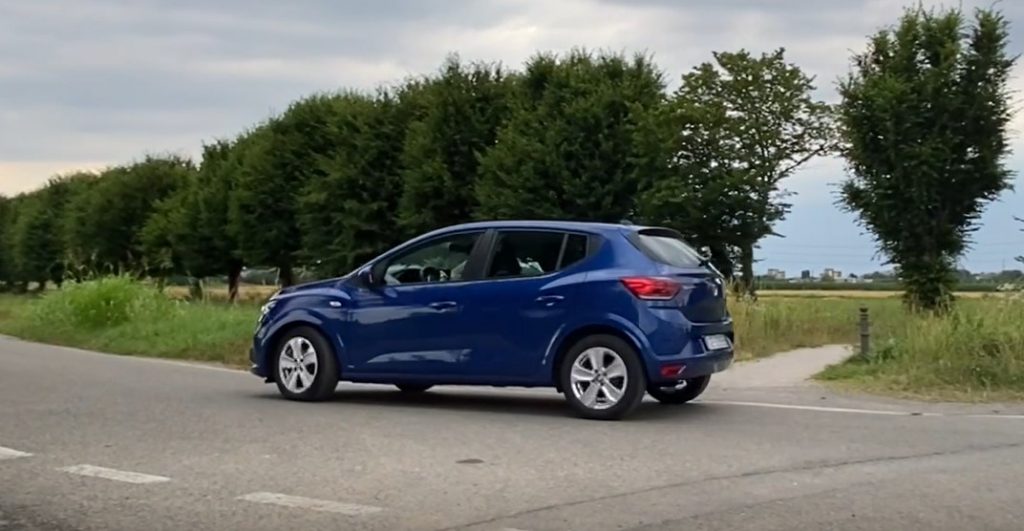 Dacia Sandero Streetway in strada