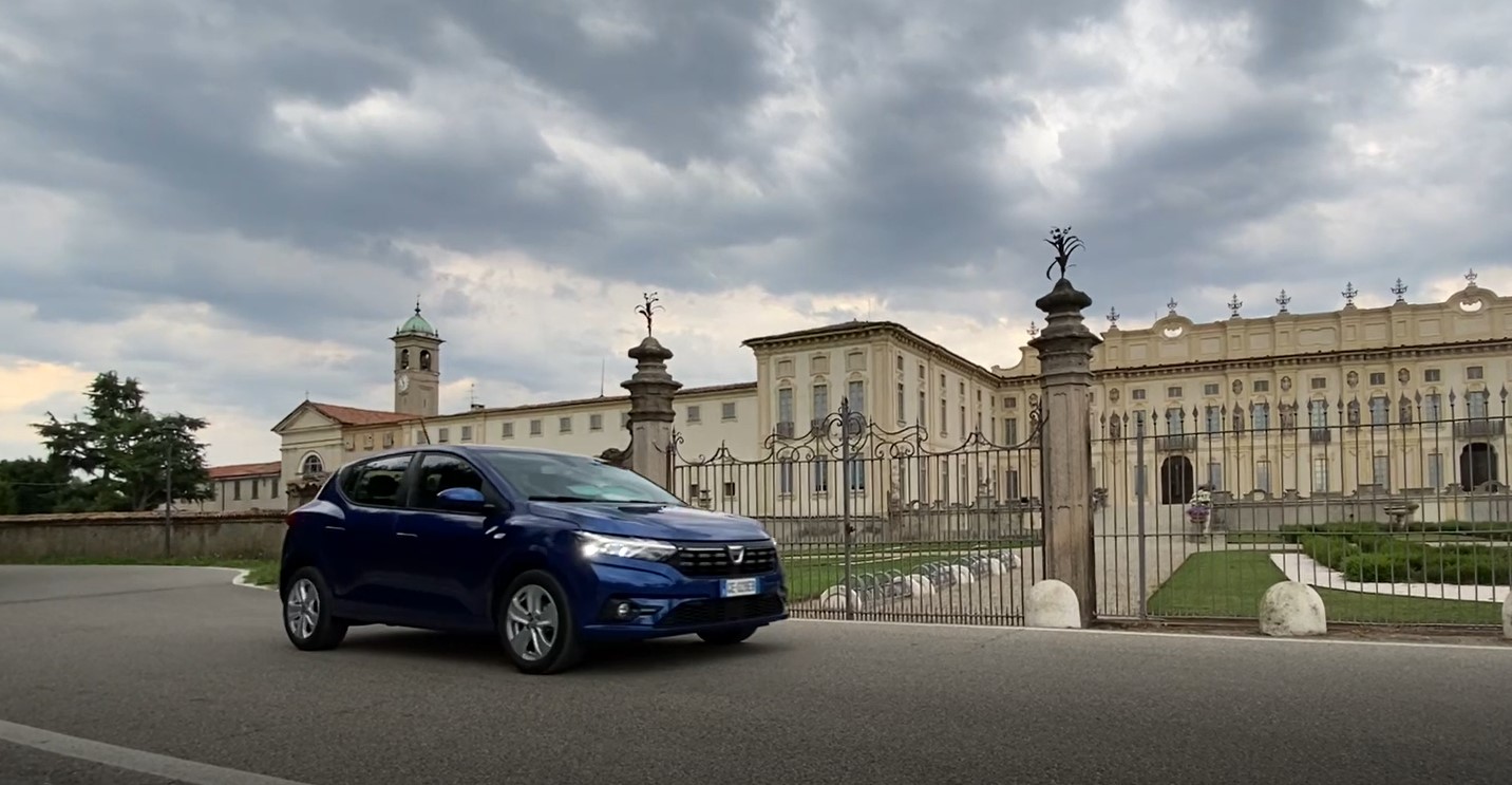 Dacia Sandero Streeway prova su strada