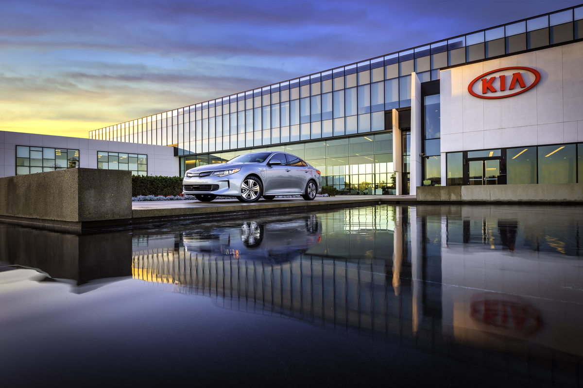 Kia, dal 2035 in Europa solo auto elettriche