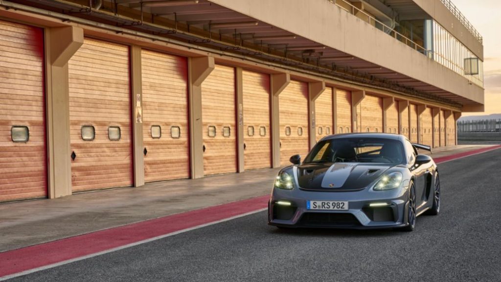 Porsche 718 Cayman GT4 RS prezzo