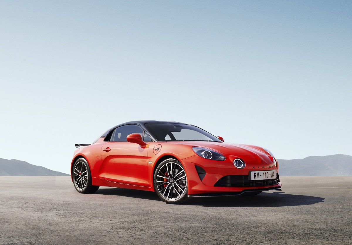 Nuova Alpine A110, insieme alla GT e alla S un restyling ricco di contenuti