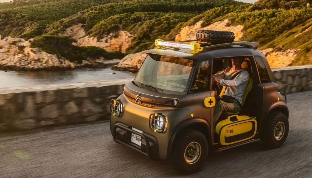 Citroen-my-ami-buggy-in strada