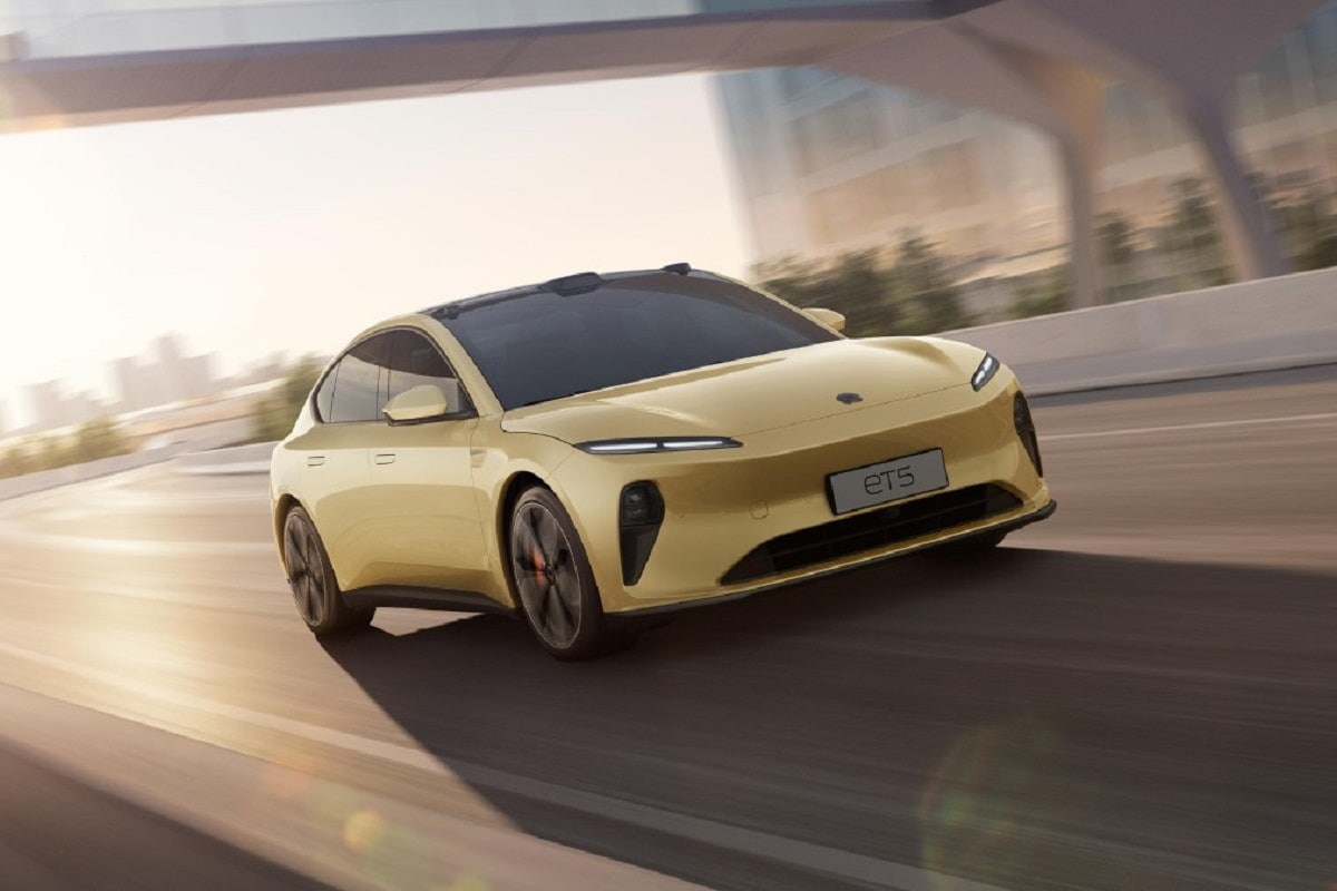 Nio ET5 l'elettrica cinese in strada