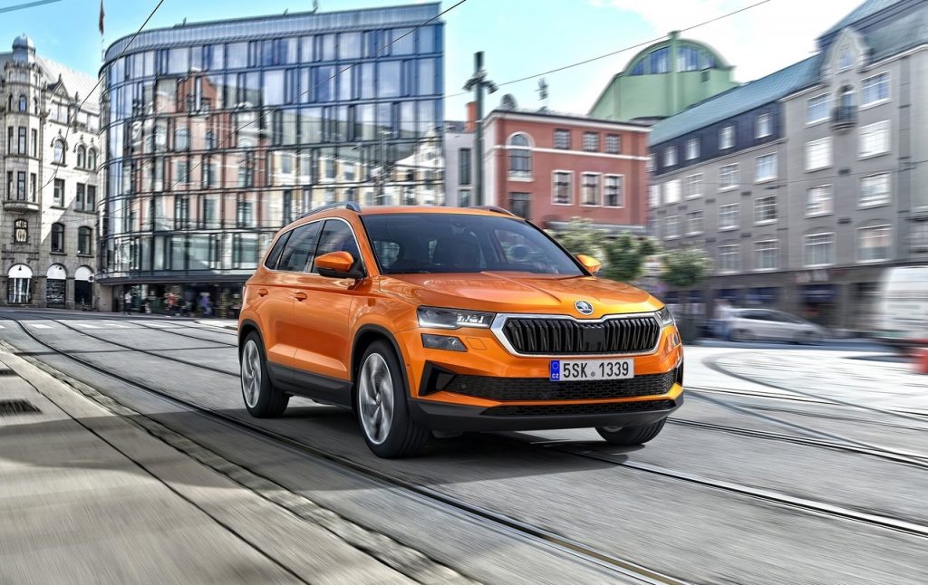 nuova-Skoda-Karoq-2022-vista-frontale