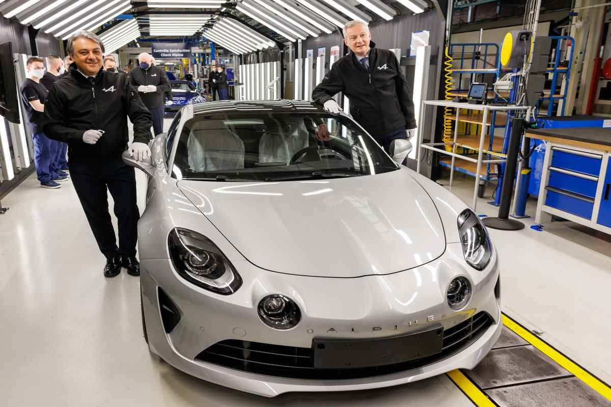 Luca de Meo, CEO Renault Group, and Laurent Rossi, CEO Alpine