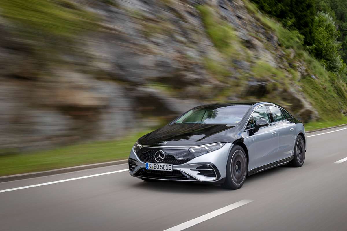 Mercedes EQS