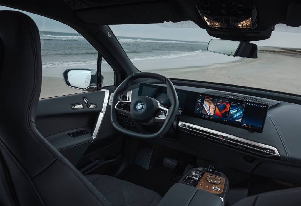 BMW-iX_M60-2022-interni