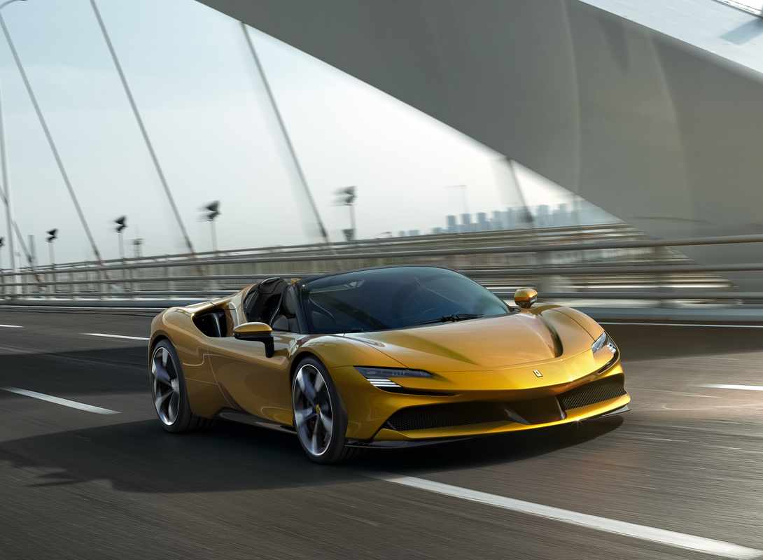 Ferrari SF90 Spider