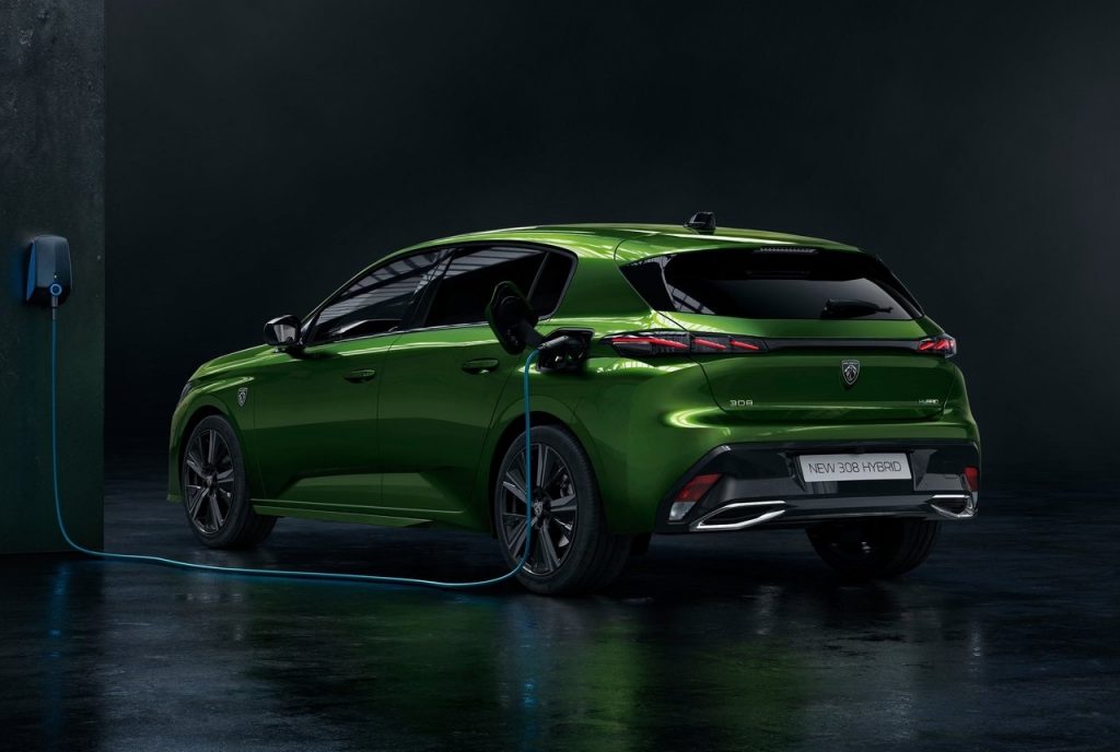 Peugeot 308 elettrica vista posteriore