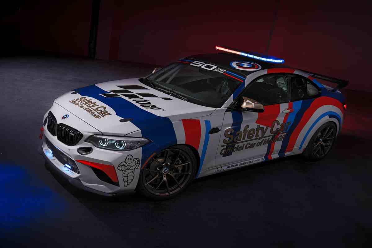BMW M2 CS Racing, la safety car della MotoGP