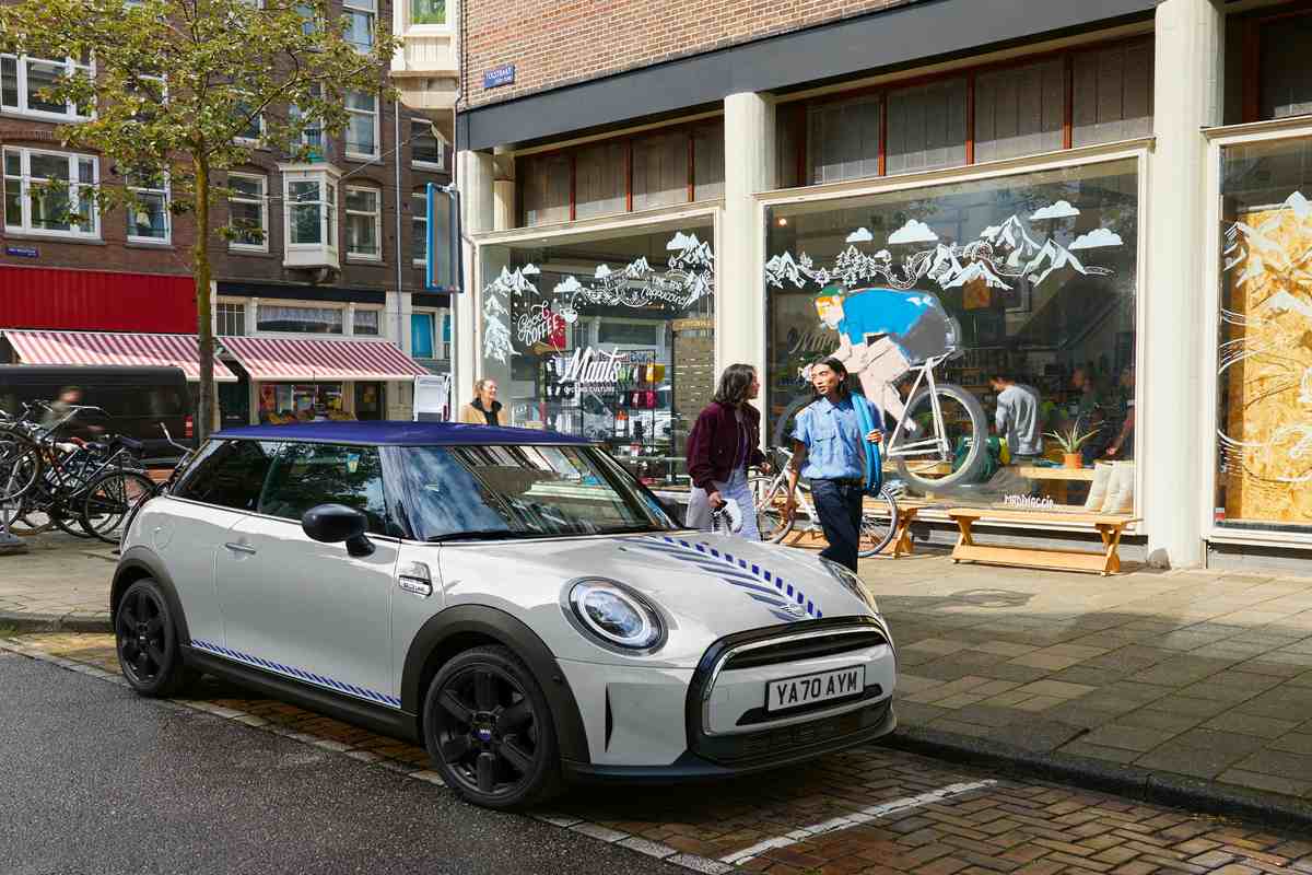 Mini Cooper Brick Lane