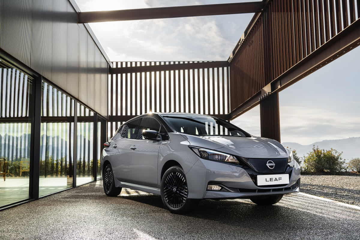 Nissan Leaf, un leggero lifting per il 2022