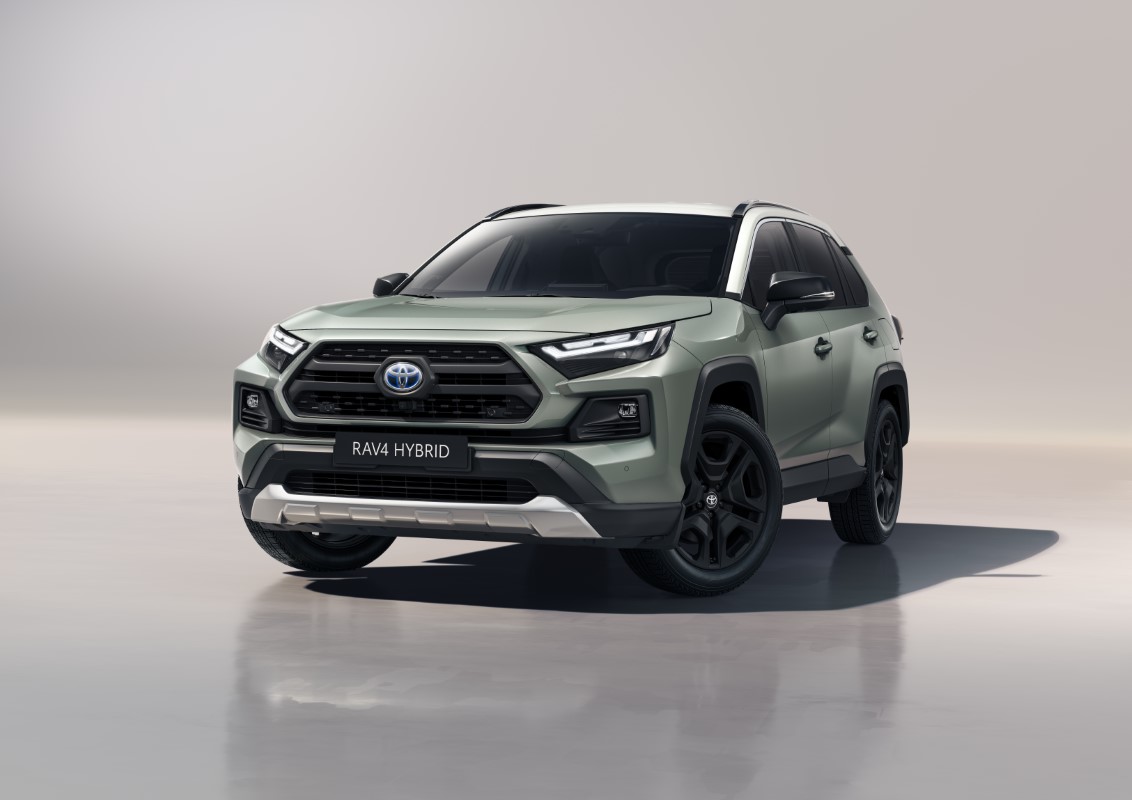 Toyota RAV4, la MY22 porta in dote una versione Adventure