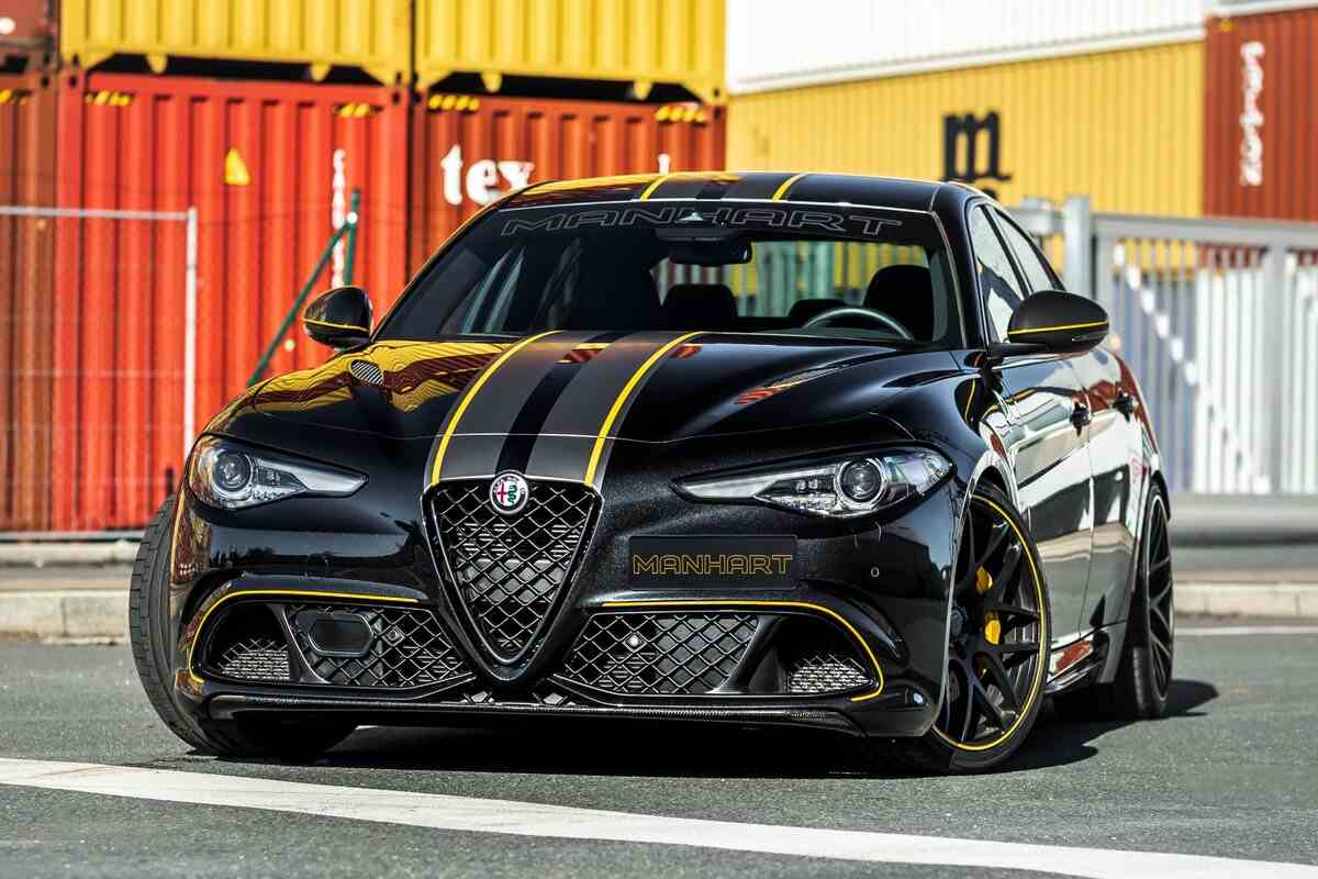 Alfa Romeo Giulia Quadrifoglio Manhart