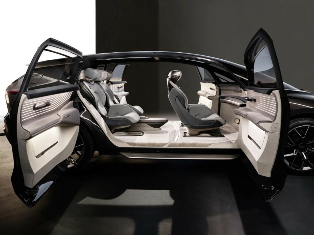 Audi urbansphere concept portiere