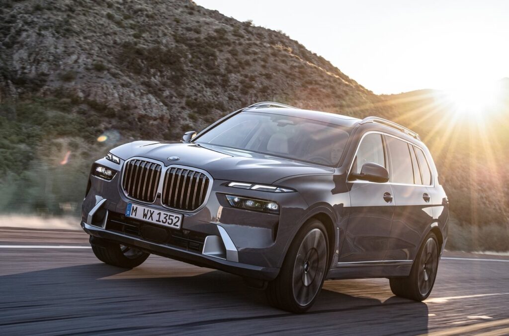 BMW-X7-2022-gamma-motori