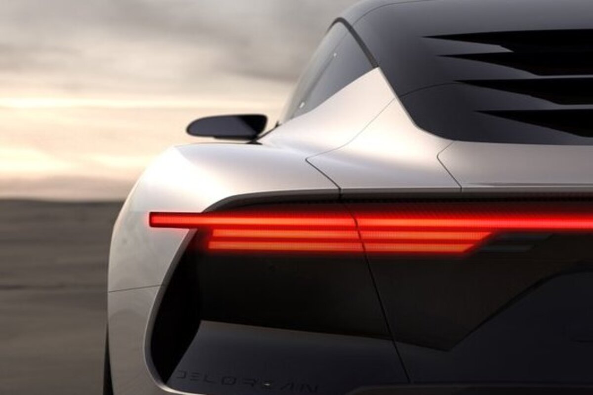 DeLorean Evolved
