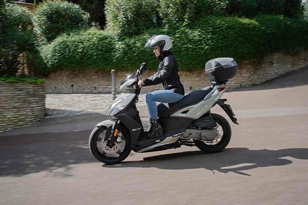 I migliori scooter 50 2022, i modelli da scegliere per la città