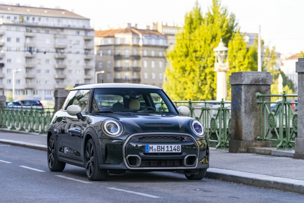 Mini Cooper S Resolute Edition frontale