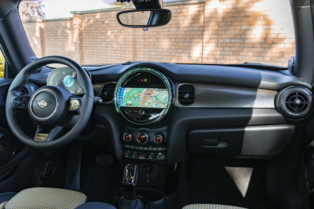 Mini Cooper S Resolute Edition interni