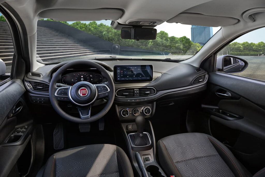 Fiat Tipo Garmin interni