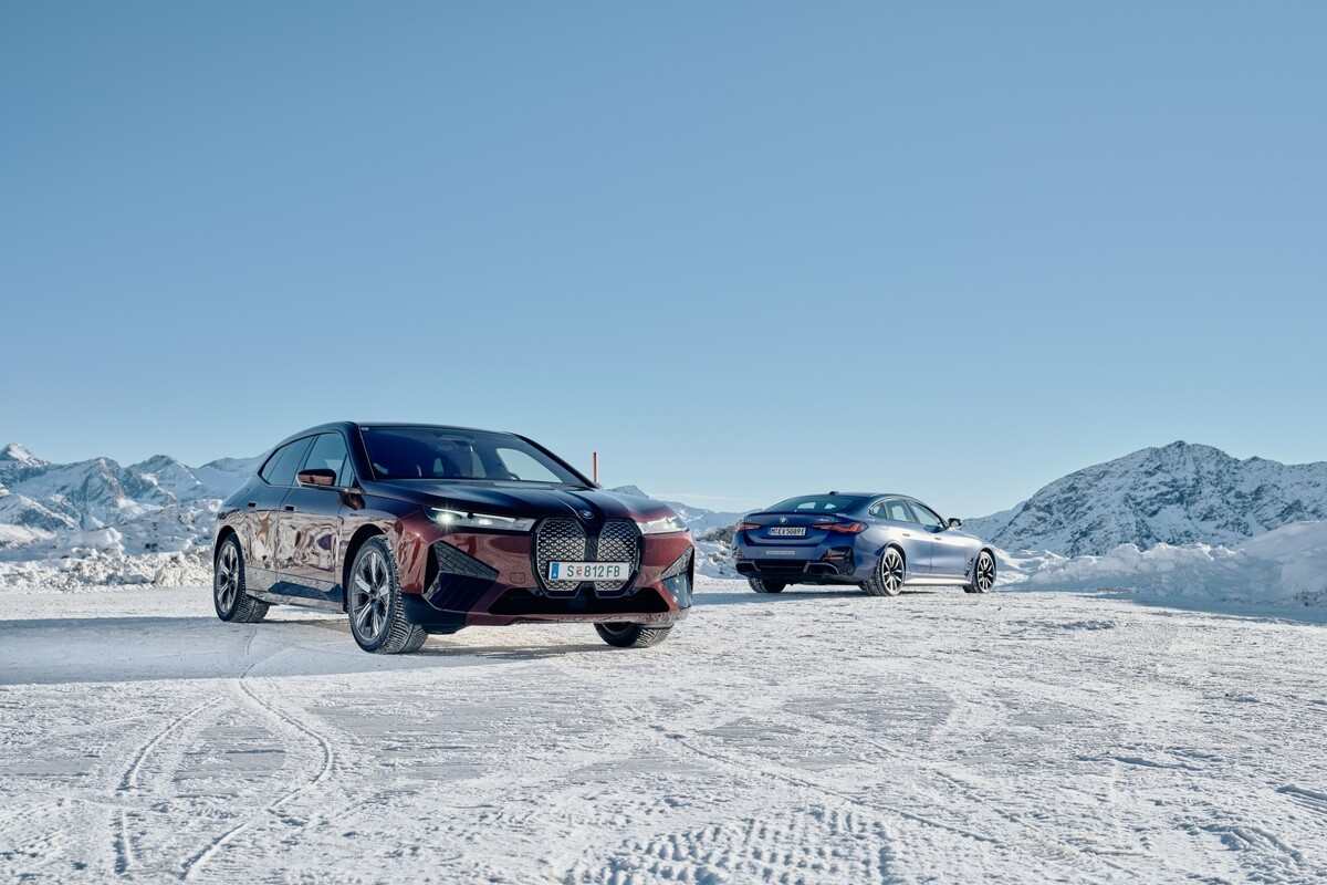 BMW iX