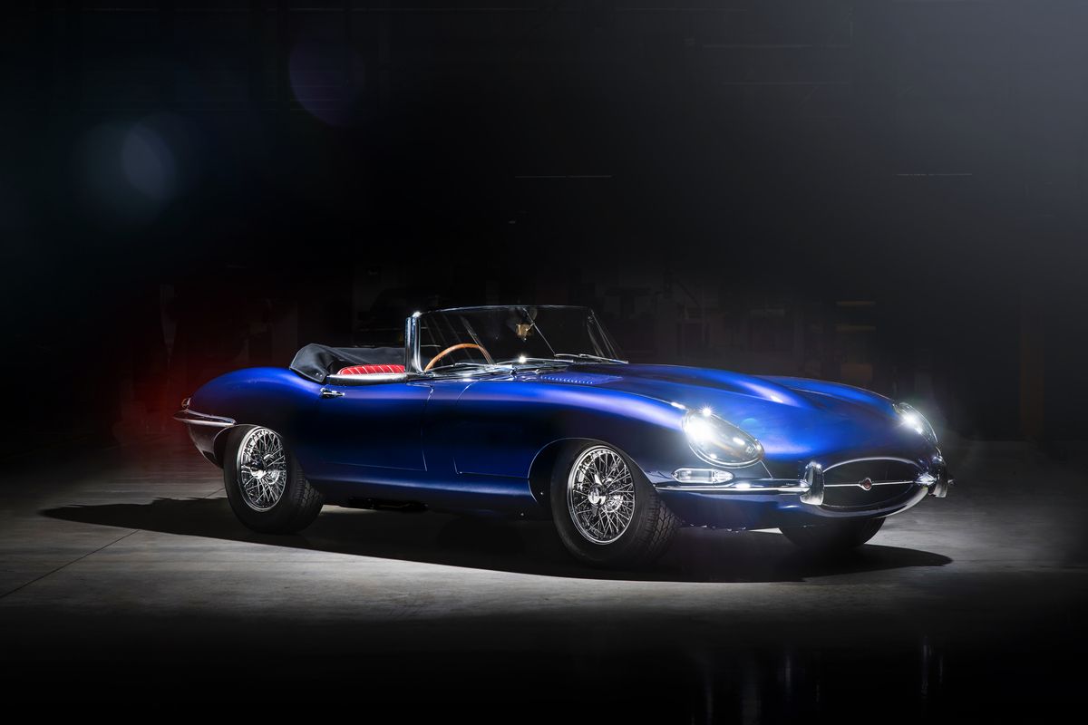 Jaguar E-Type, esemplare speciale per il Giubileo della Regina