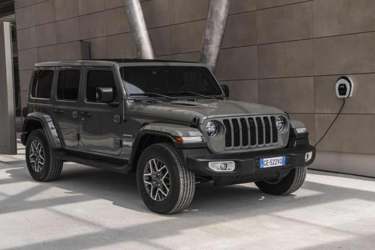 Jeep svolta green, dal 2023 in Europa solo ibride ed elettriche