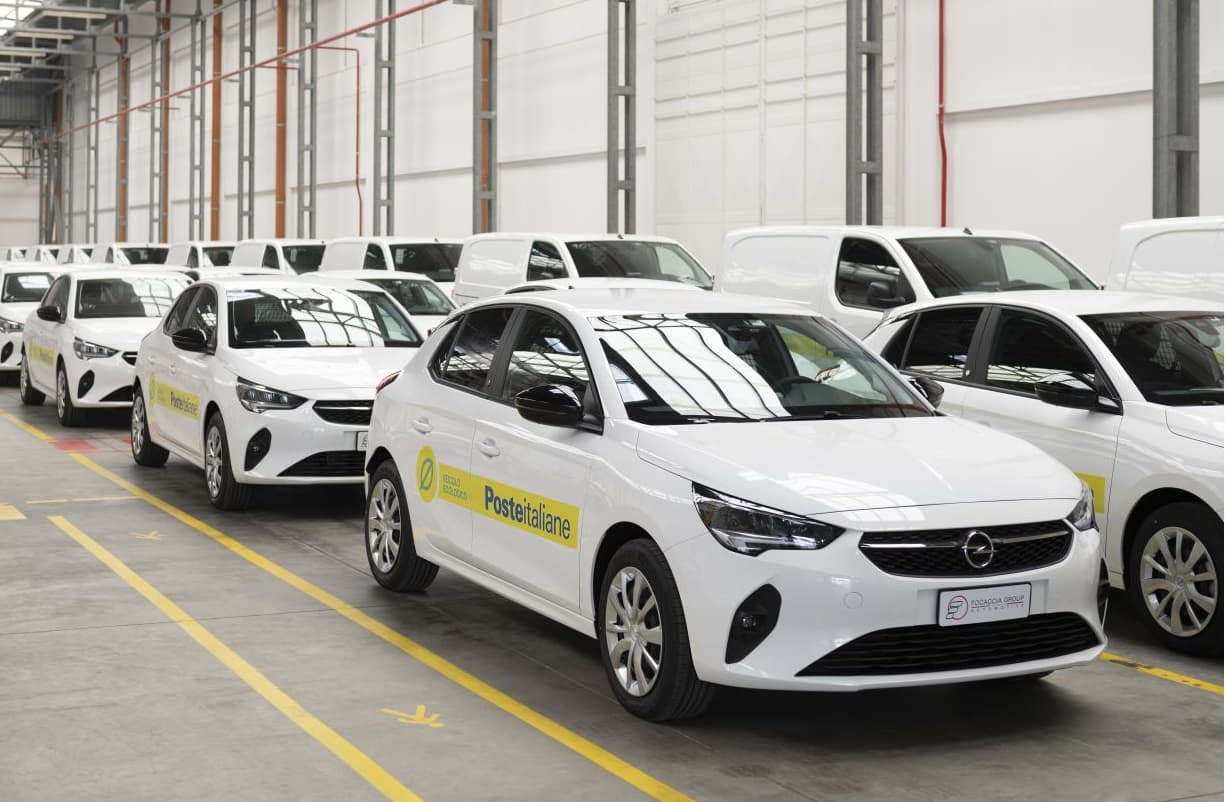 auto a basse emissioni poste italiane da Stellantis