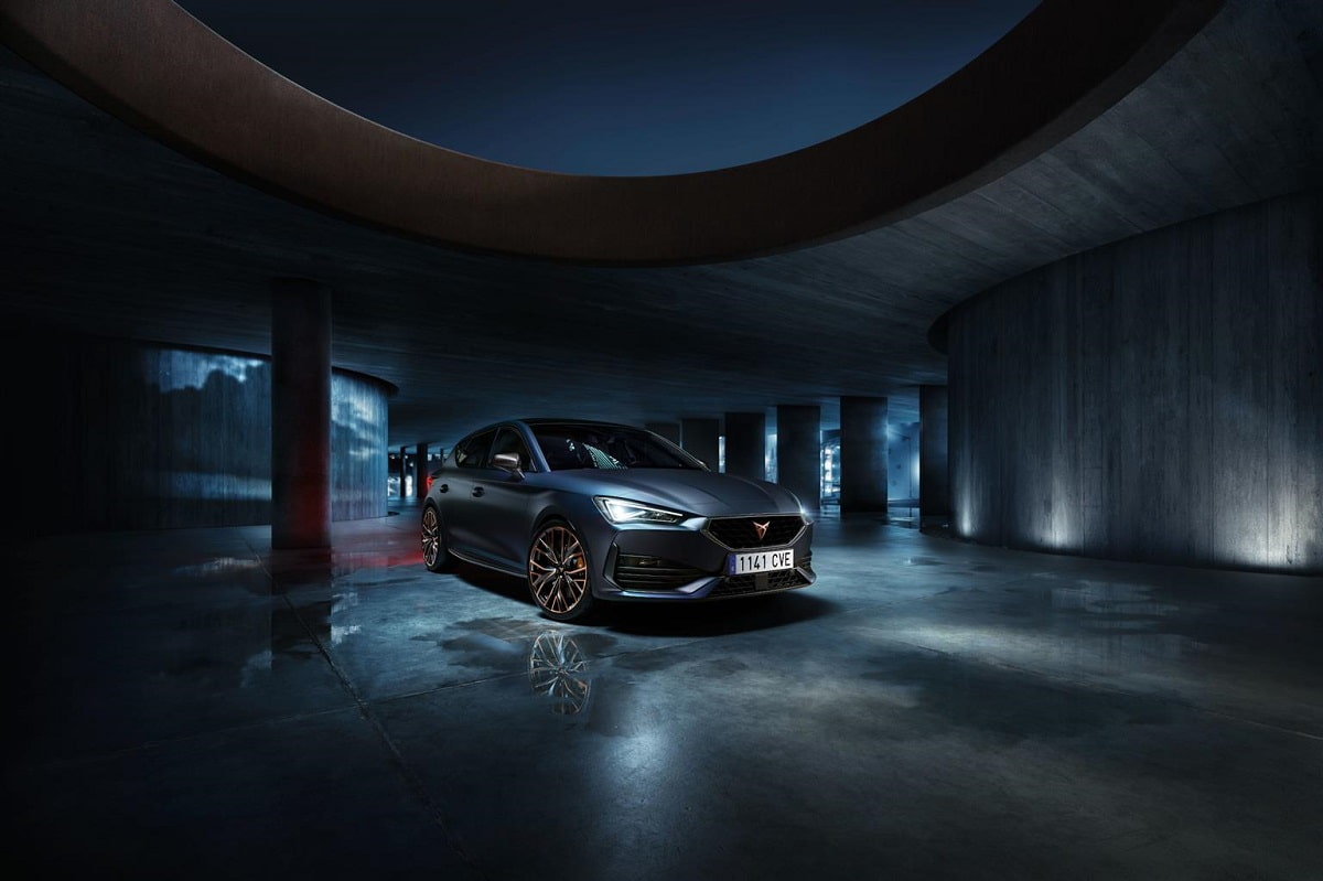 Cupra Leon VZ Carbon: più sportiva e raffinata, con dettagli premium