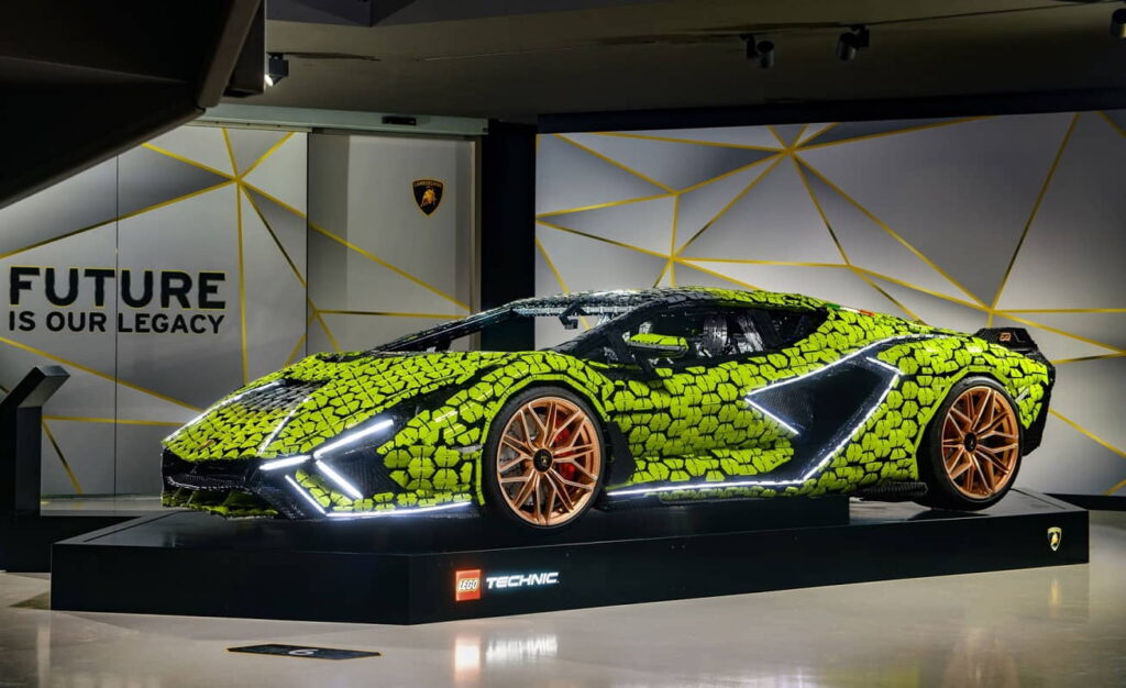 Lamborghini Sián FKP 37 costruita con 400mila lego