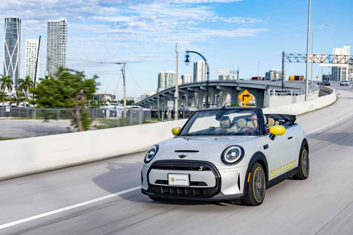 MINI Cabrio, in versione elettrica è super esclusiva