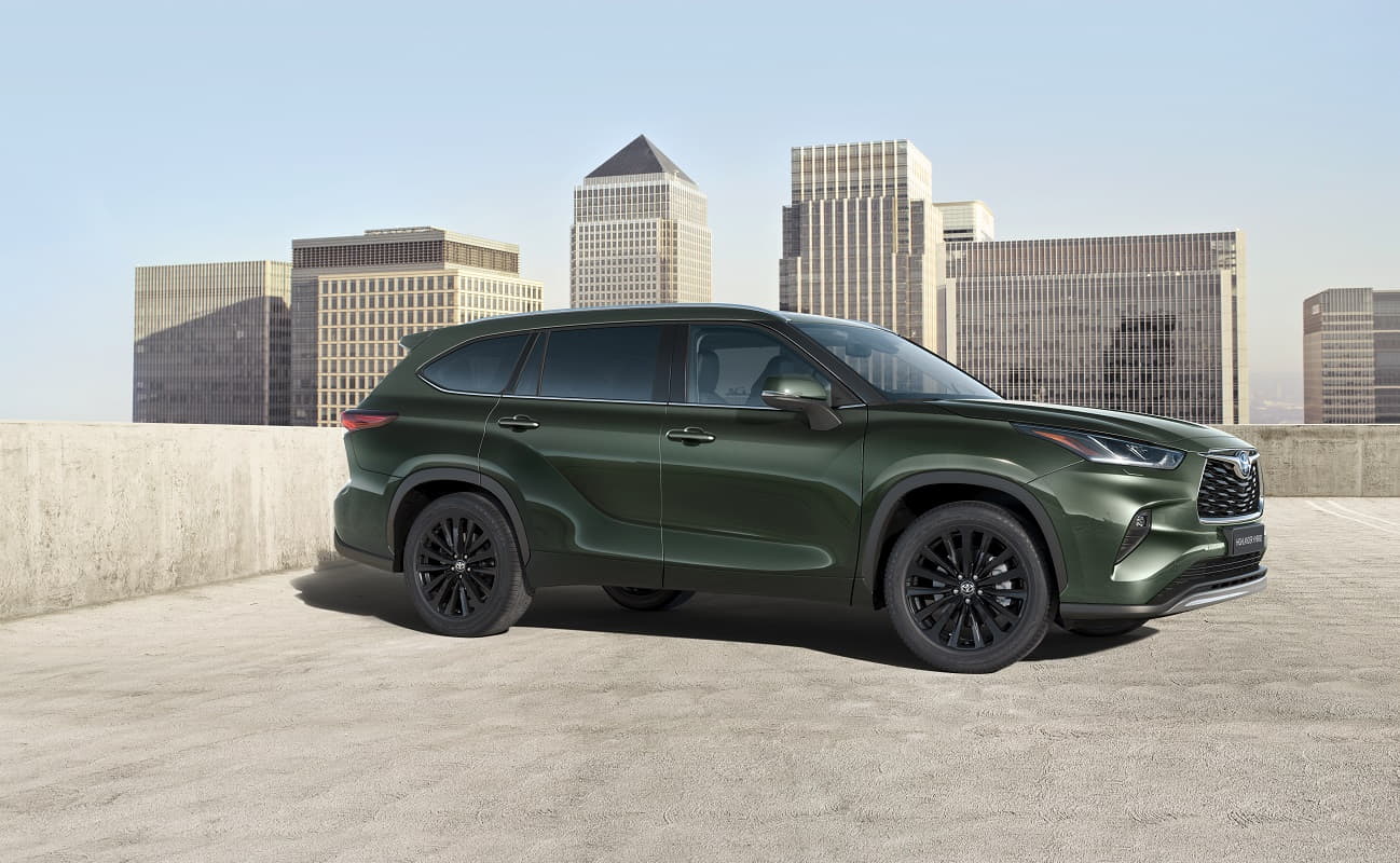 Toyota Highlander, il big SUV si aggiorna ed è più connesso