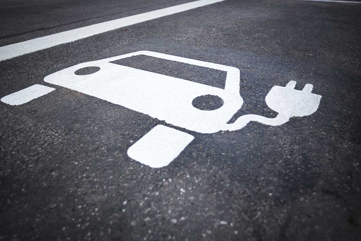 Auto elettriche sono davvero sostenibili? Facciamo due conti