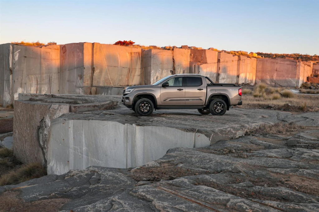 nuovo Volkswagen Amarok sistemi di sicurezza alla guida