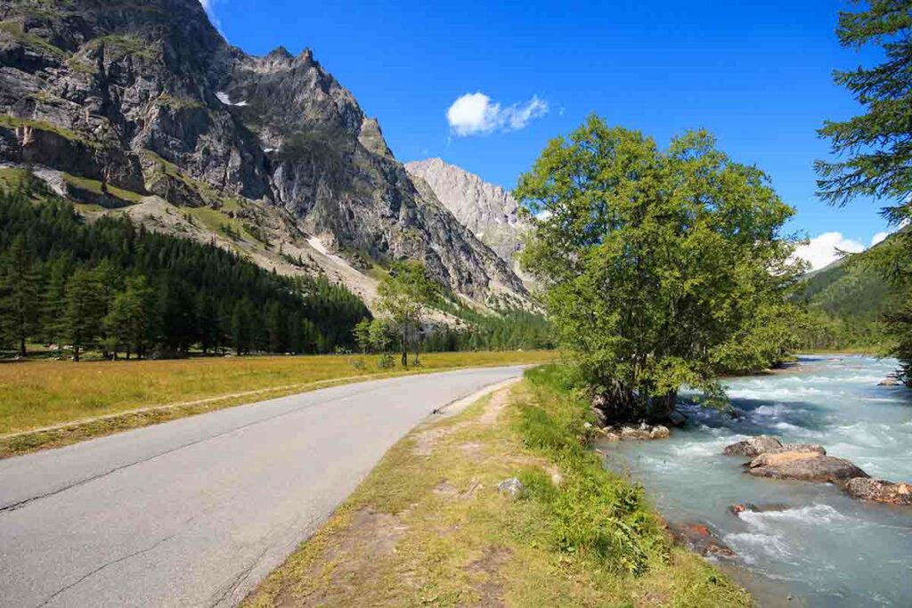 panorama strada dora baltea