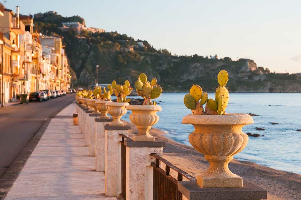 scorcio giardini di nexos sicilia-