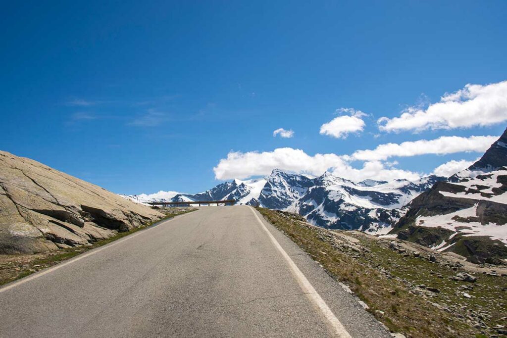 strada colle del nivolet