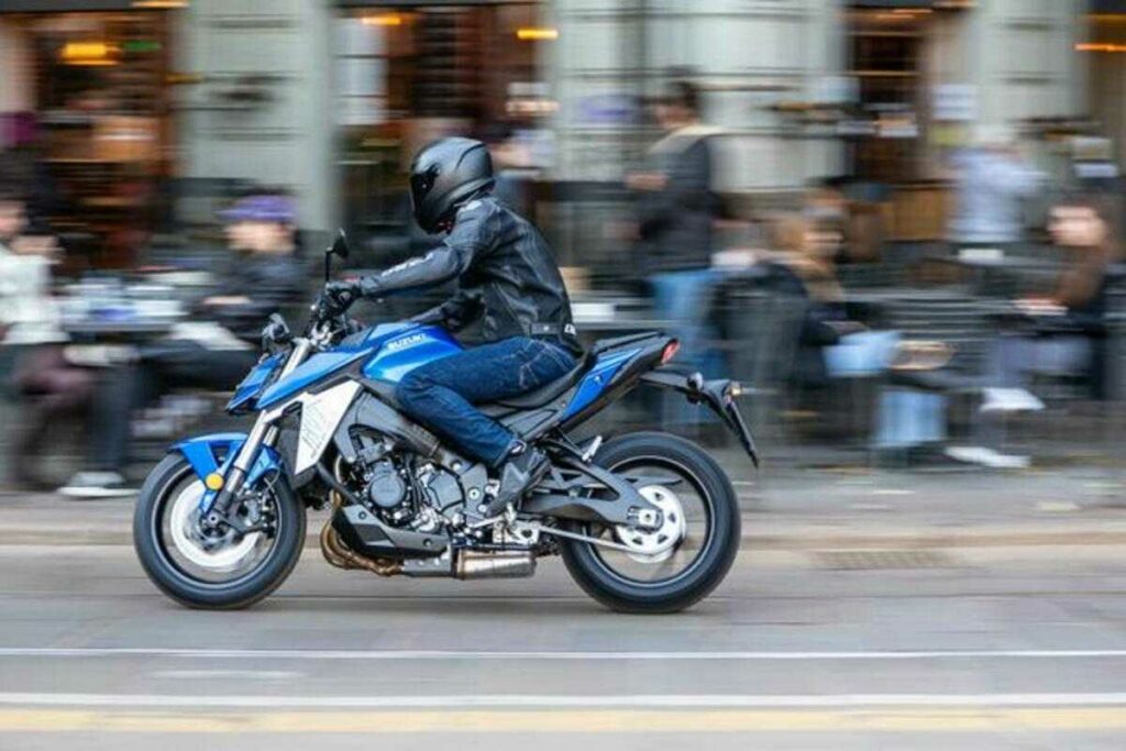 Suzuki GSX-S950