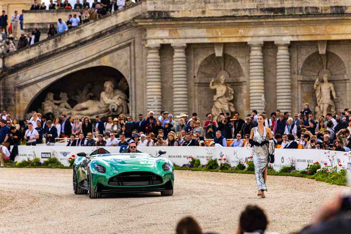 Aston Martin DBR22, l’inglese di lusso premiata