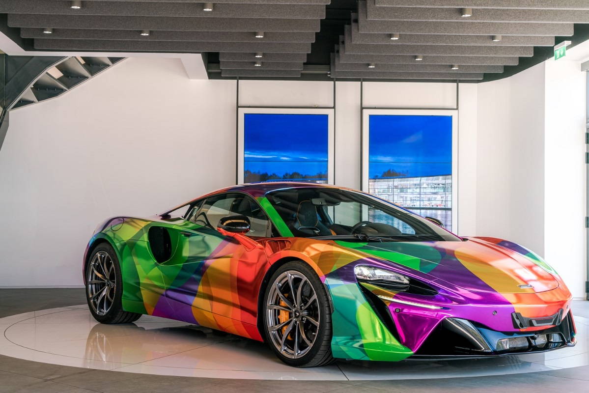 McLaren Artura Art Car, un’opera d’arte ibrida