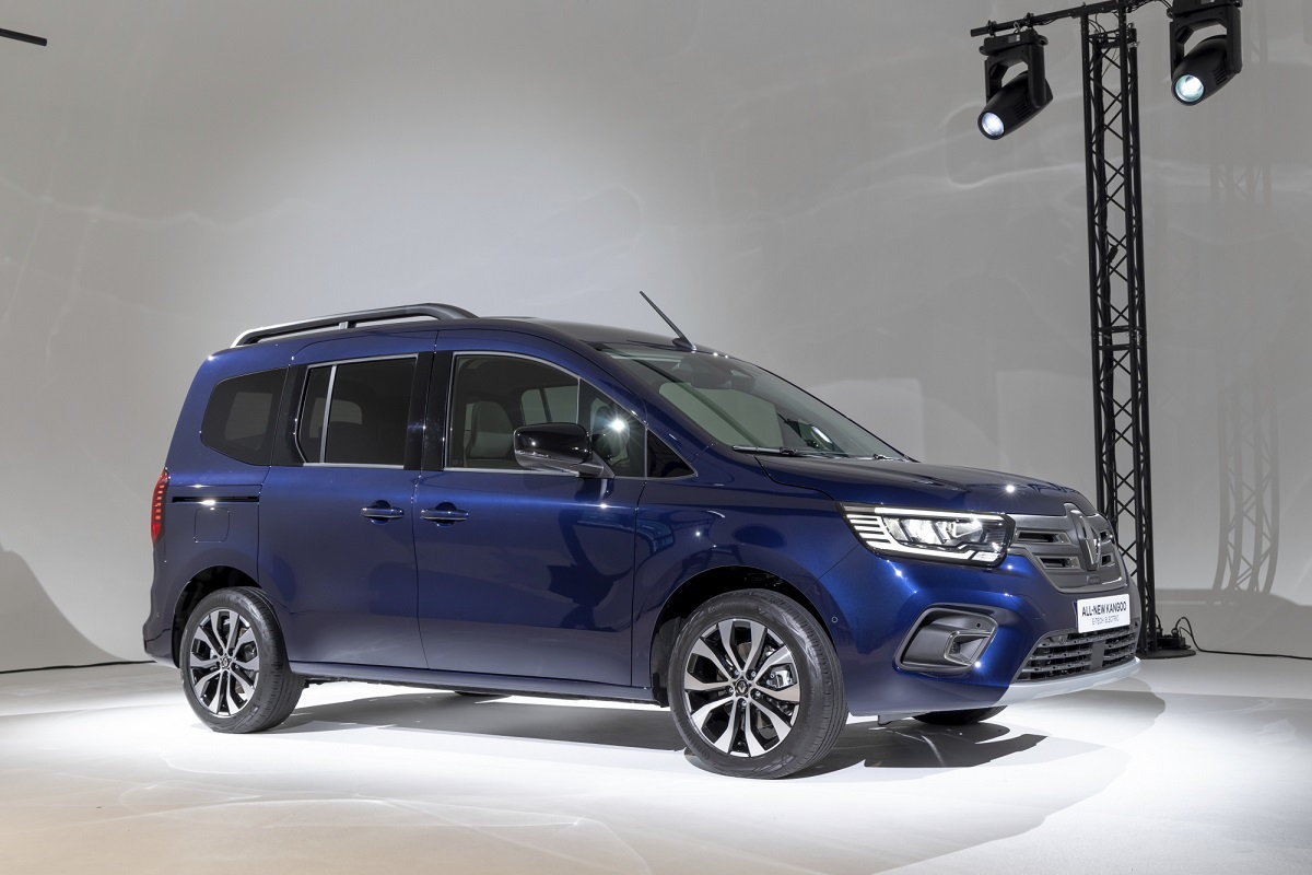 Nuovo Renault Kangoo E-TECH Electric, il multispazio ora parla elettrico